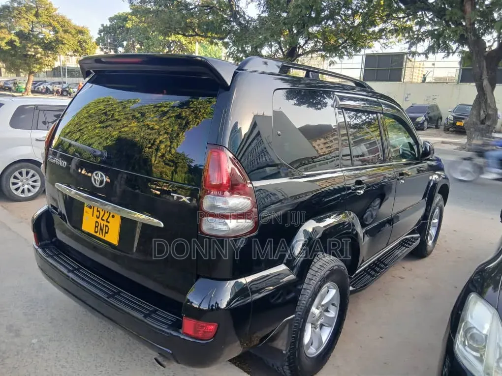 Toyota Land Cruiser Prado 2006 Black