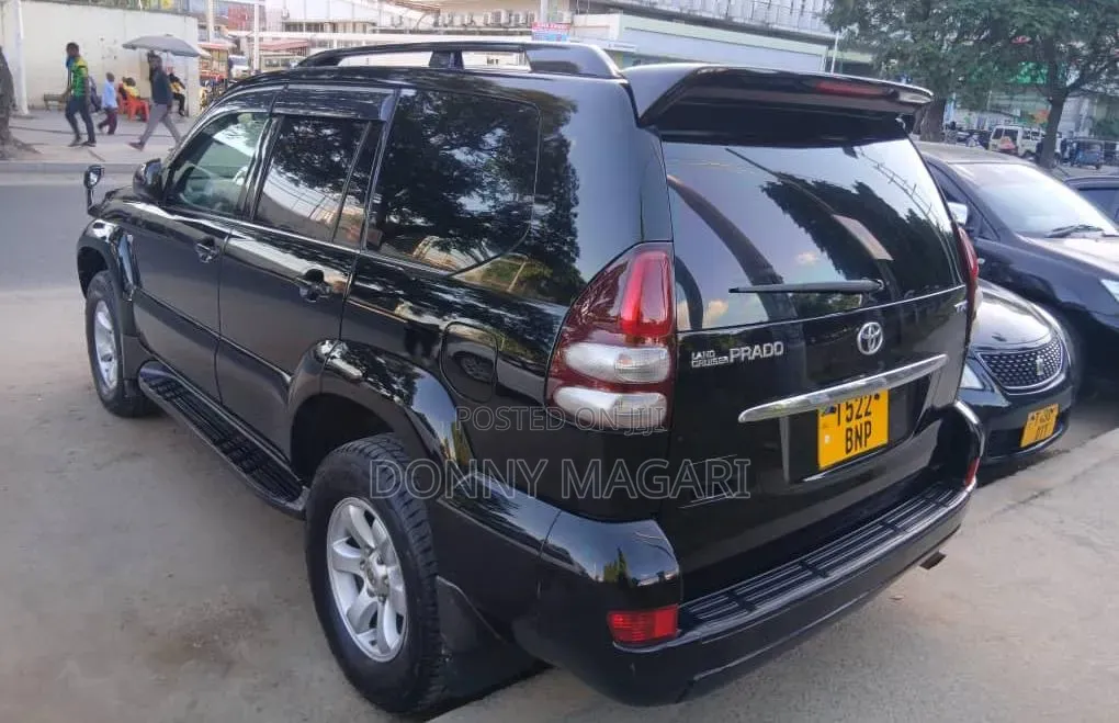 Toyota Land Cruiser Prado 2006 Black