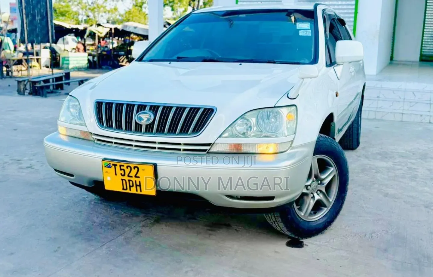 Toyota Harrier 2002 White