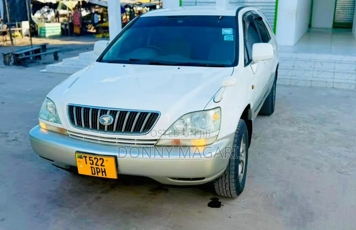 Toyota Harrier 2002 White