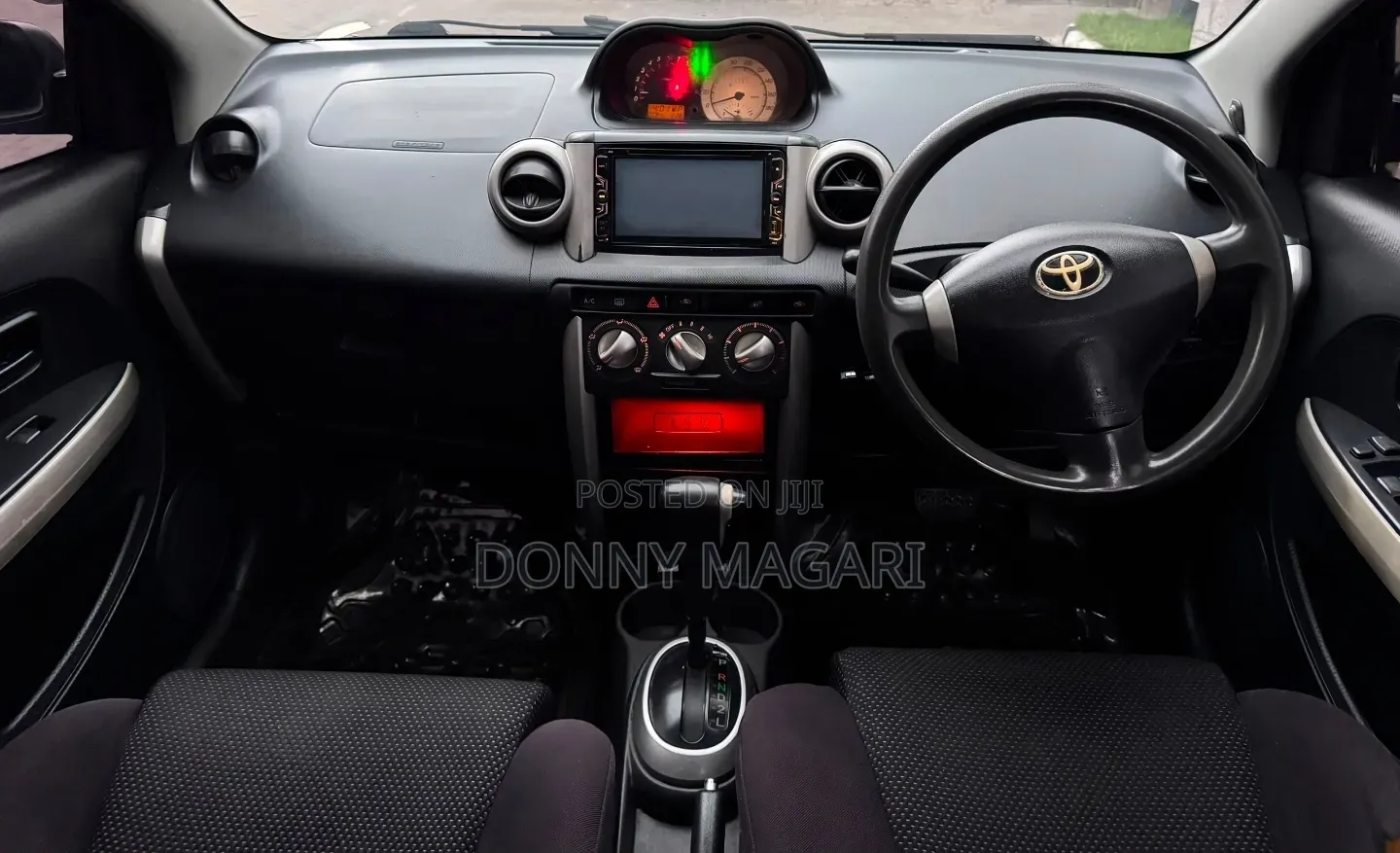 Toyota IST 2004 Black