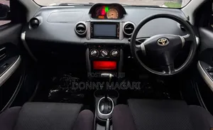 Toyota IST 2004 Black