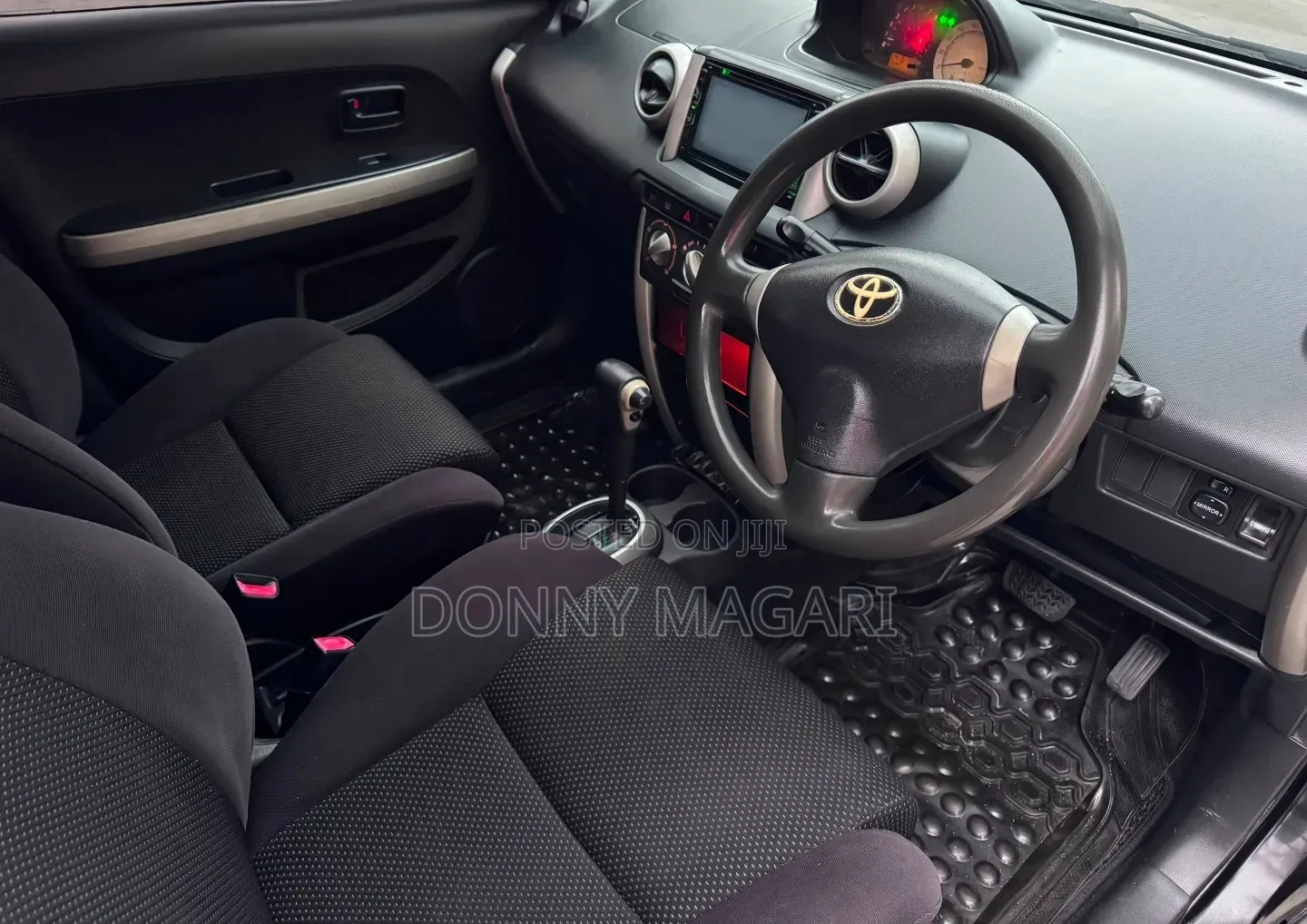 Toyota IST 2004 Black