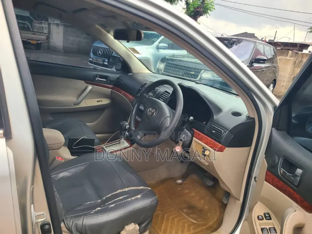 Toyota Premio 2006 Silver