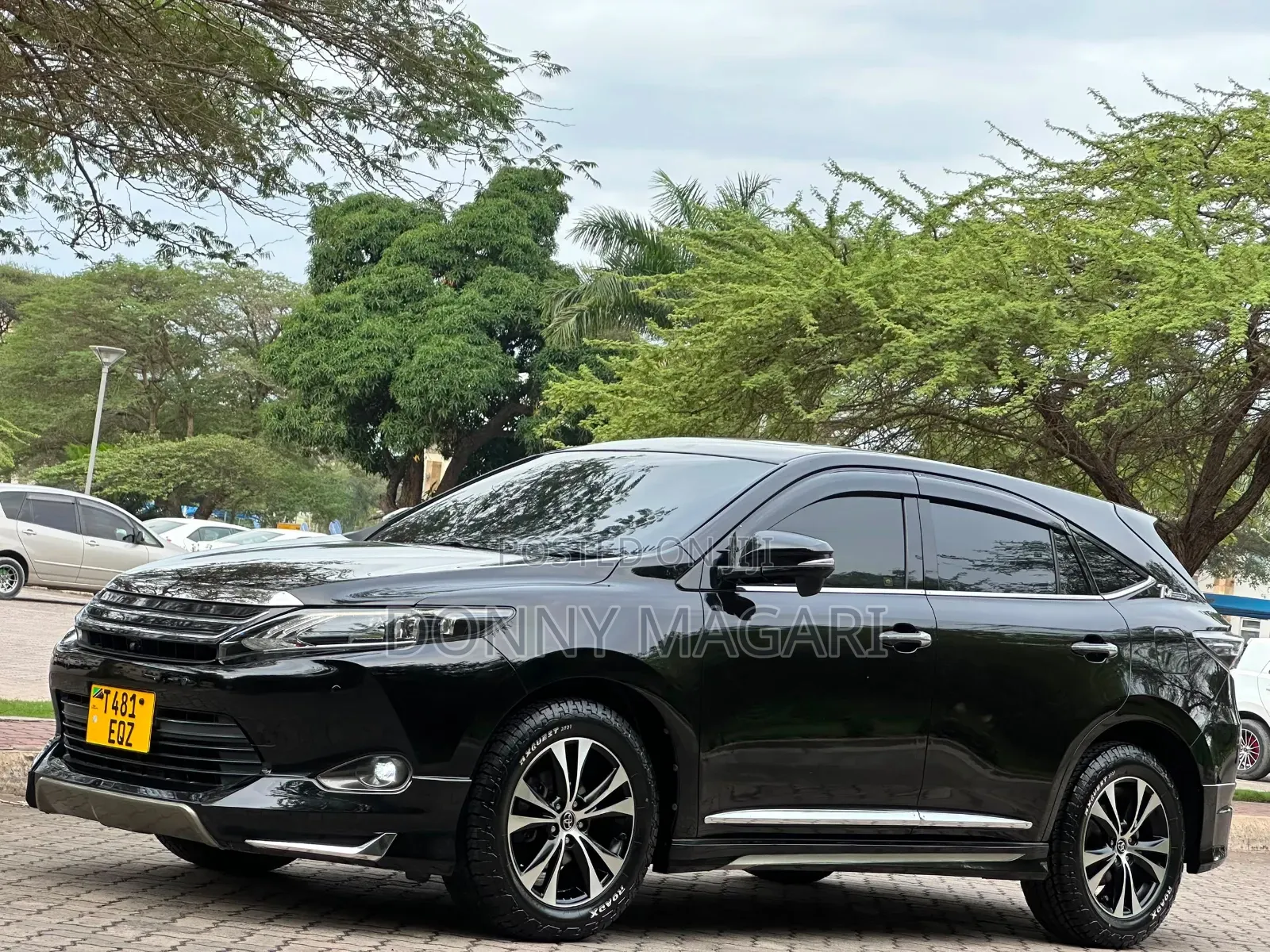 Toyota Harrier 2016 Black