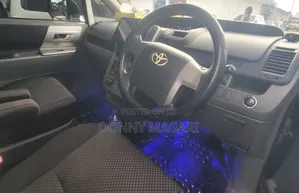 Toyota Noah 2010 Black