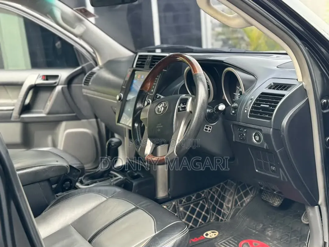 Toyota Land Cruiser Prado 2020 Black