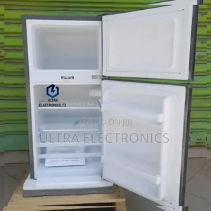 Boss Fridge/ Refrigerator With Top Freezer and 100 Litres