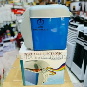 Portable Electric Car Refrigerator/Fridge With 7.5 Litres