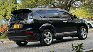 Mitsubishi Outlander 2006 Black