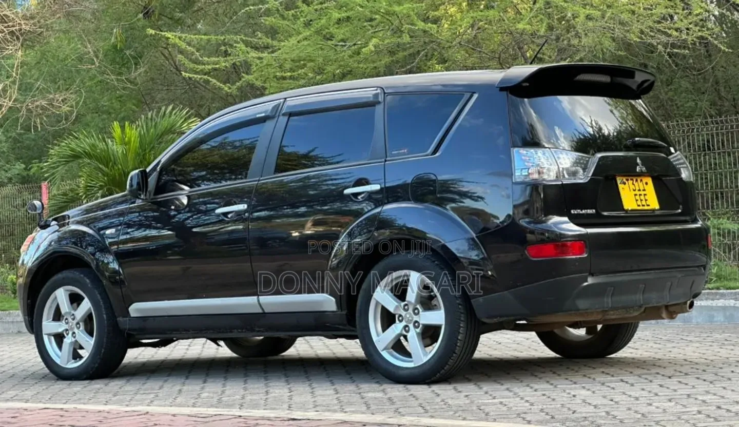 Mitsubishi Outlander 2006 Black