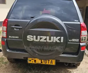 Suzuki Escudo 2008 Gray