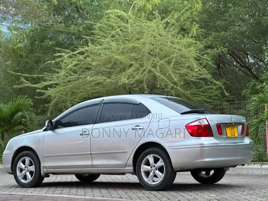 Toyota Premio 2004 Silver