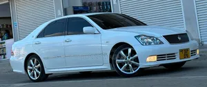 Toyota Crown 2006 White