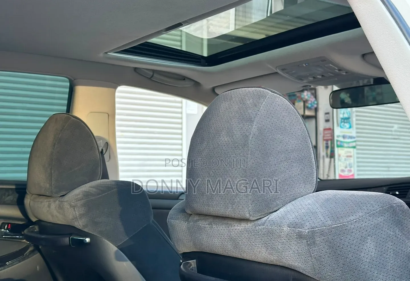Toyota Crown 2006 White
