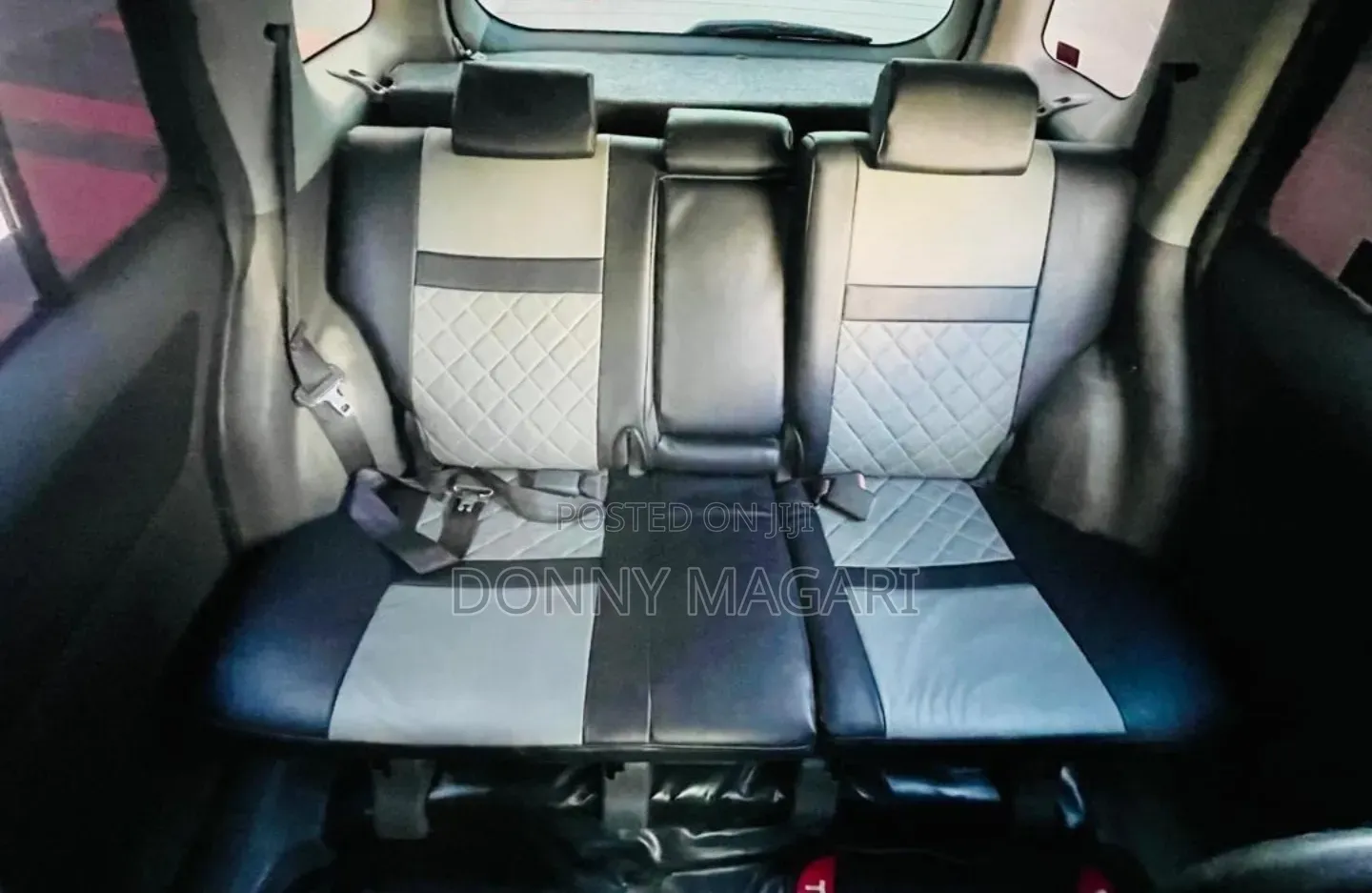 Toyota Raum 2005 Silver