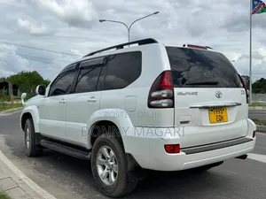 Toyota Land Cruiser Prado 2007 White