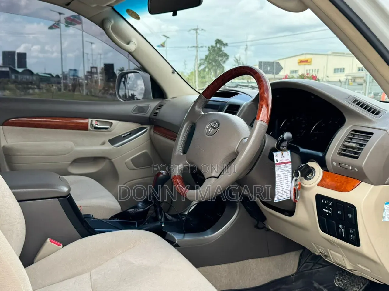 Toyota Land Cruiser Prado 2007 White