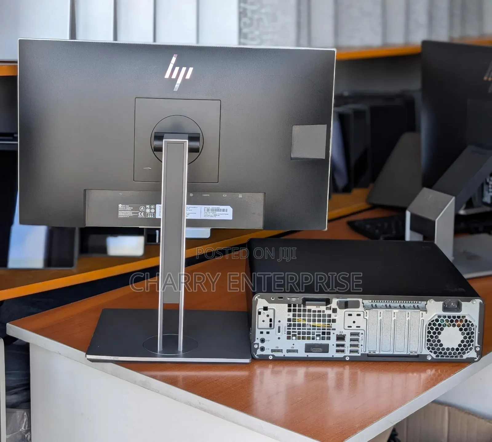 Desktop Computer HP EliteDesk 800 G3 8GB Intel Core i7 HDD 500GB