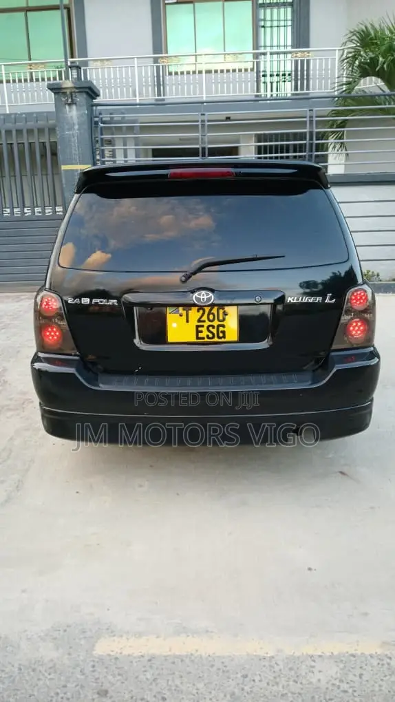 Toyota Kluger 2005 Black