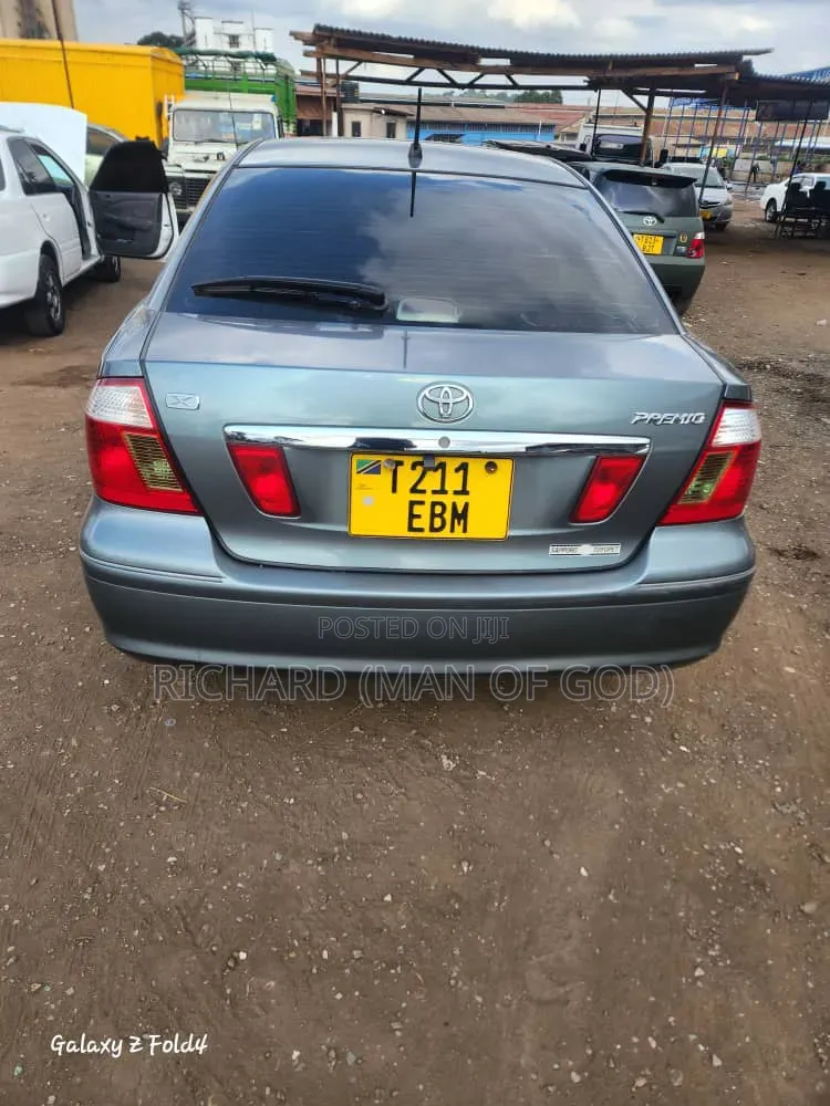 Toyota Premio 2005 Green