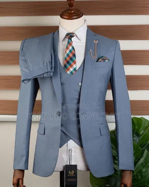 Suti Ya Kifahari Ya Bwana Harusi Na Ofisini