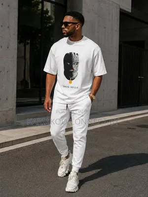 Seti Ya T-Shirt Na Suruali Ya Kiume