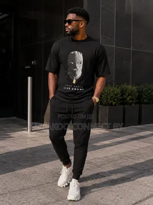 Seti Ya T-Shirt Na Suruali Ya Kiume