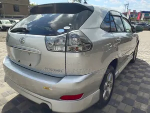 Toyota Harrier 2002 Silver