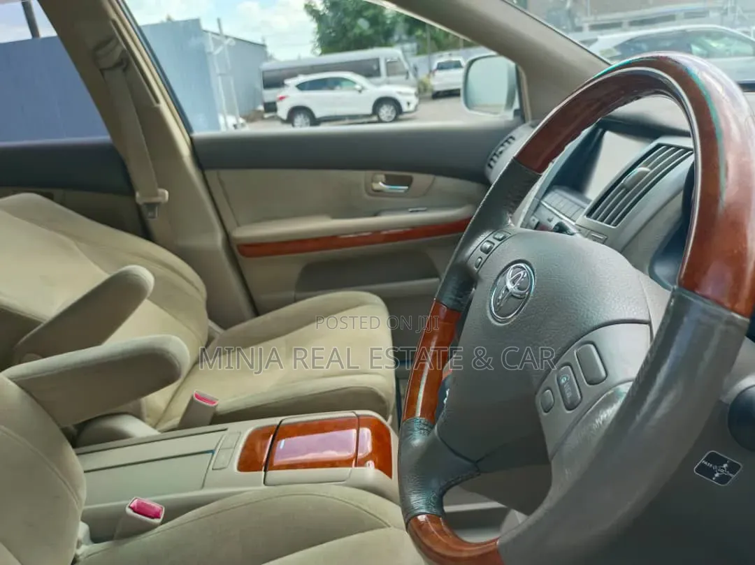 Toyota Harrier 2002 Silver