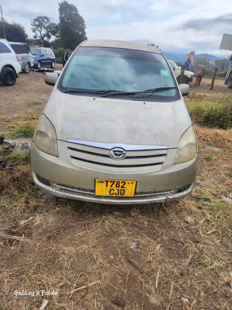 Toyota Corolla Spacio 2002 Silver