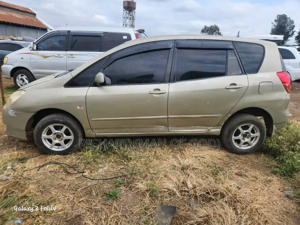 Toyota Corolla Spacio 2002 Silver