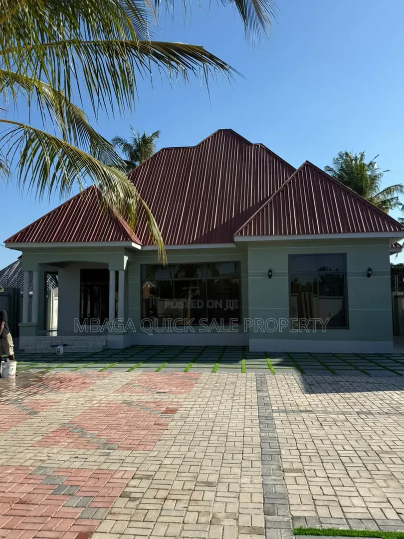 4bdrm House in Bunju for sale
