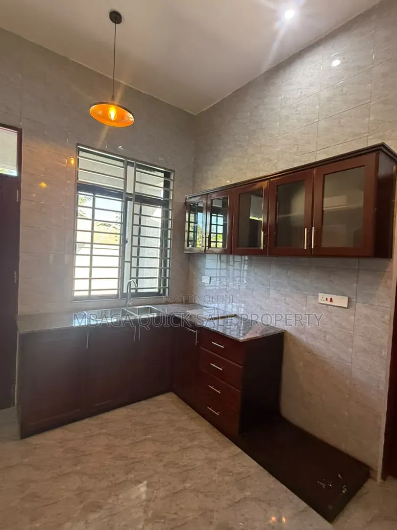 4bdrm House in Bunju for sale