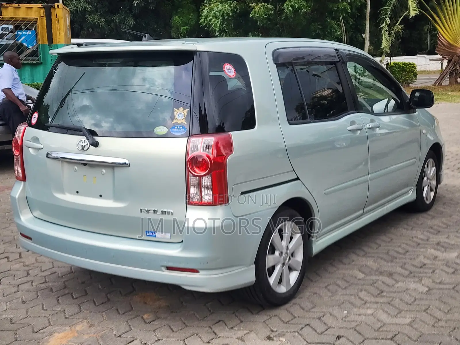 Toyota Raum 2009 Blue