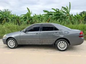 Toyota Mark II 2003 Gray