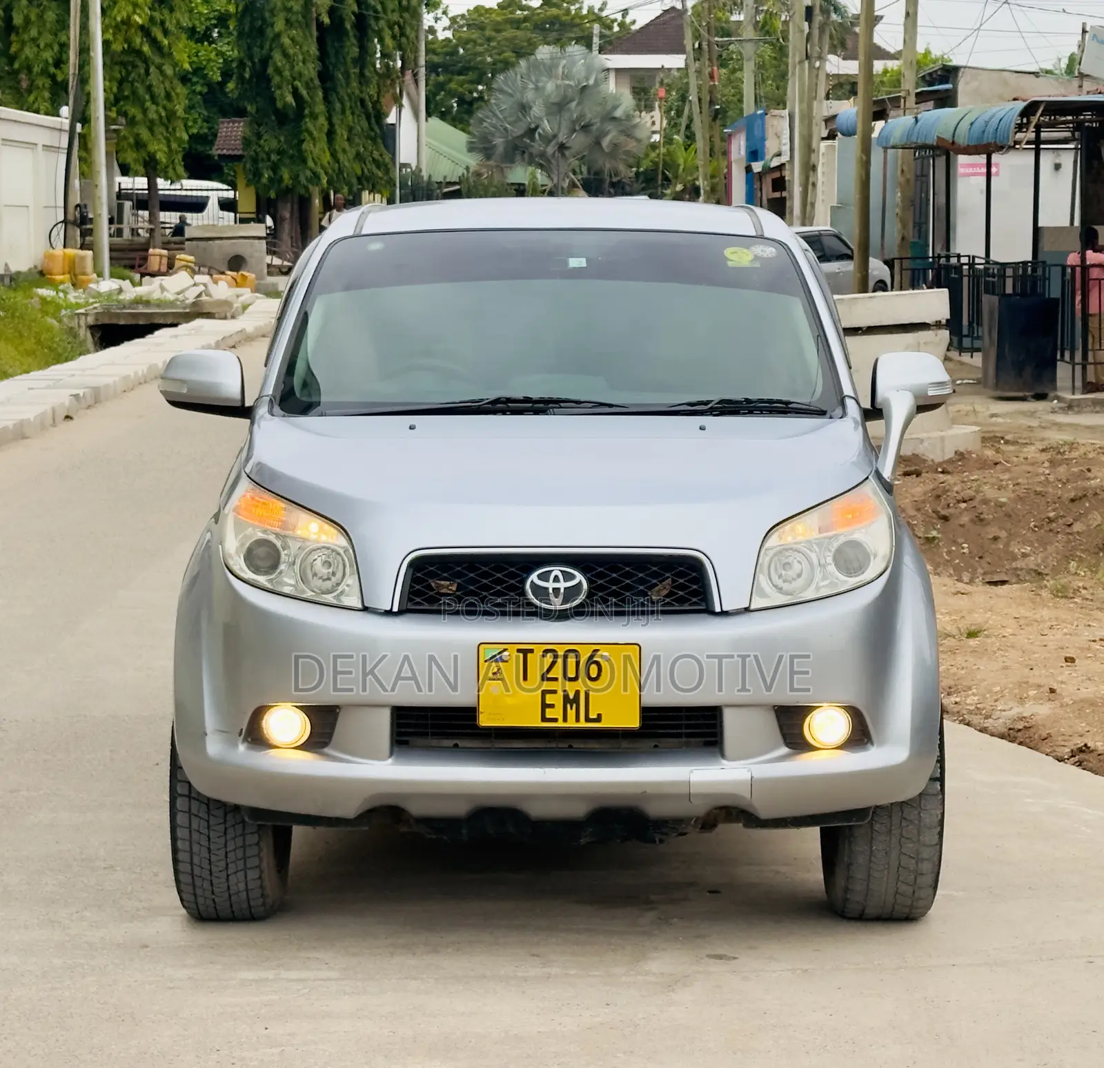 Toyota Rush 1.5 RWD 2010 Silver