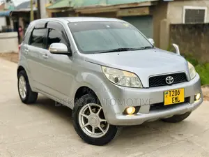Toyota Rush 1.5 RWD 2010 Silver