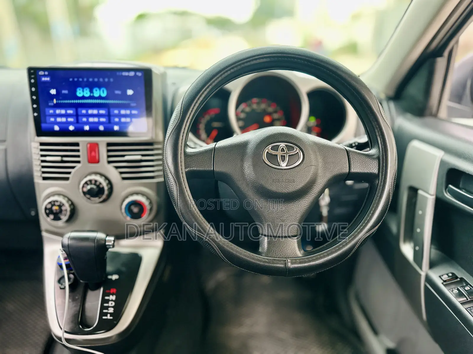 Toyota Rush 1.5 RWD 2010 Silver