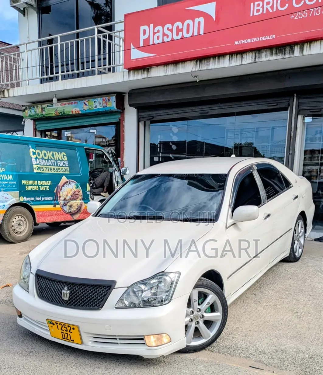 Toyota Crown 2006 White