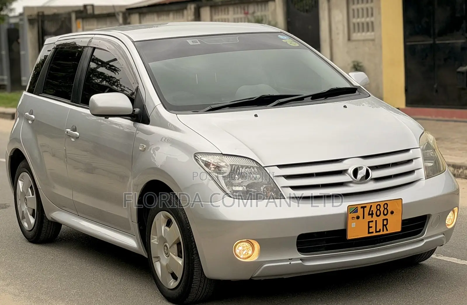 Toyota IST 2006 Silver