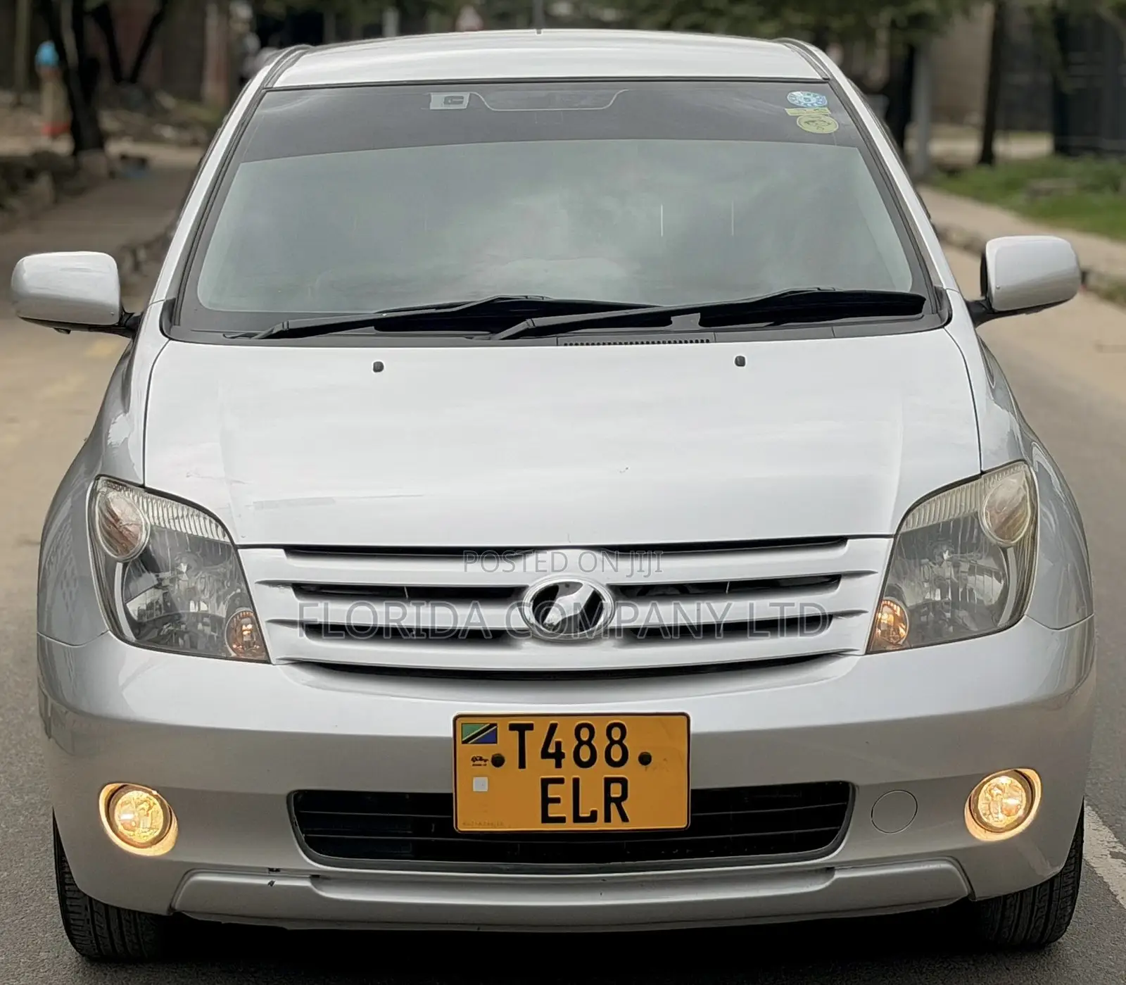 Toyota IST 2006 Silver