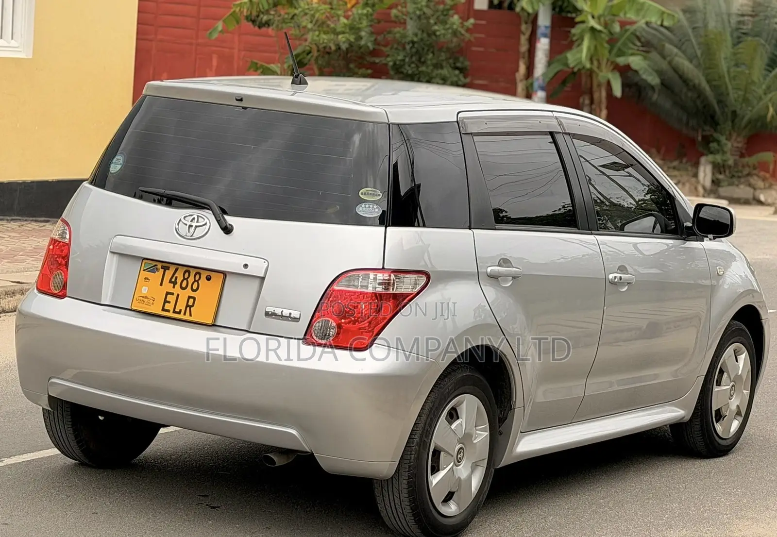 Toyota IST 2006 Silver