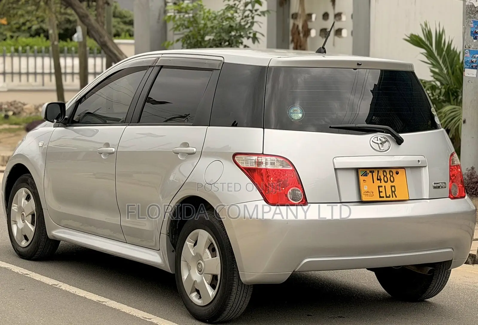 Toyota IST 2006 Silver