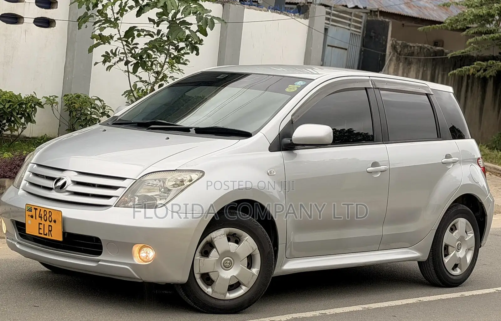 Toyota IST 2006 Silver