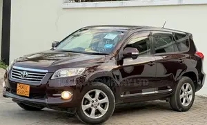 Toyota Vanguard 2013