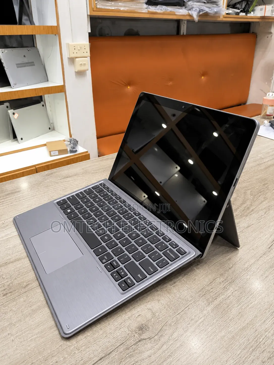 Laptop Dell Latitude 7200 2-in-1 8GB Intel Core i5 SSD 256GB