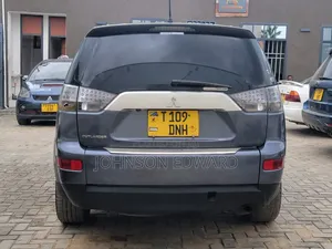 Mitsubishi Outlander 2006 Blue