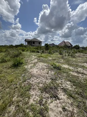 Kiwanja Kinauzwa Gezaulole Kigamboni