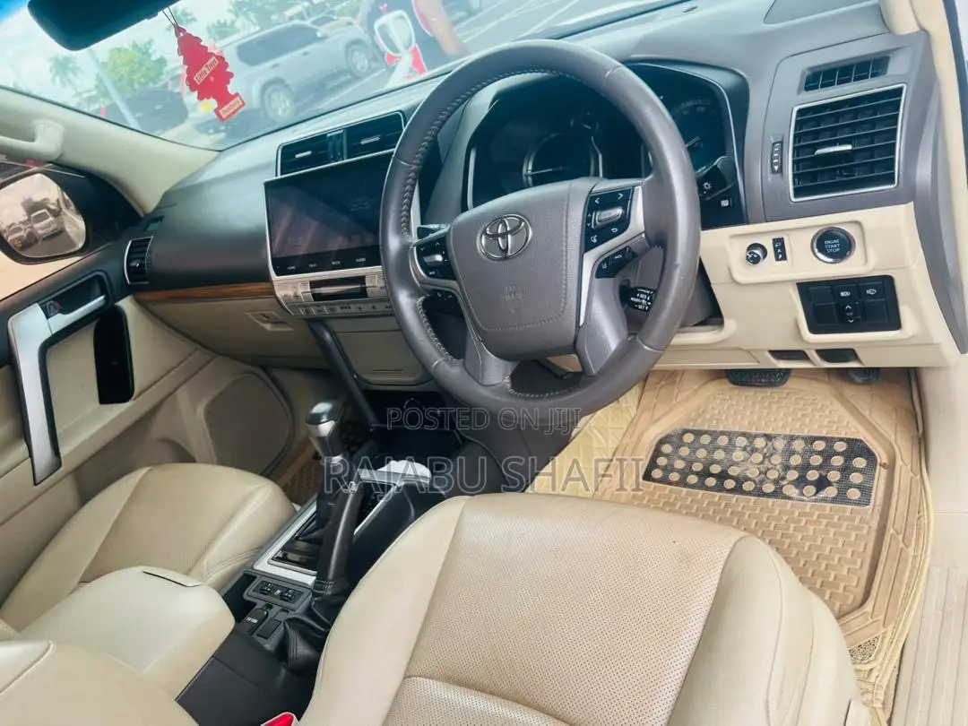 Toyota Land Cruiser Prado 2.7 2020 White